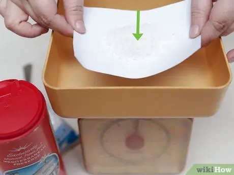 Растворите соль в воде, шаг 5