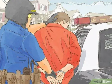 Рассмотрение обвинений в преступном поведении вне поля зрения Шаг 3