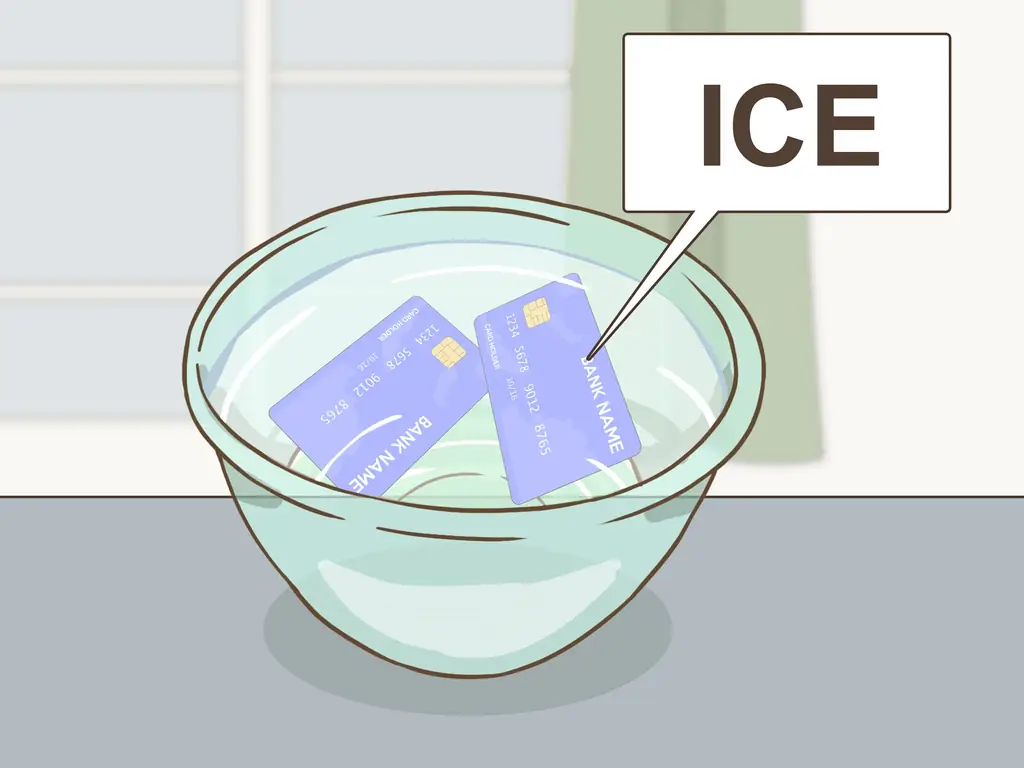 3 способа избавиться от кредитных карт без ущерба для вашего кредитного рейтинга