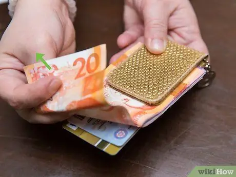 Складываем деньги на зажим для денег Шаг 7