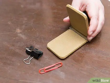 Сложите деньги для зажима для денег Шаг 1