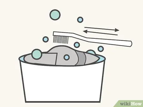 Вымойте рюкзак Шаг 7