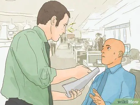 Помогите своему начальнику увидеть, как коллега подрывает других Шаг 4