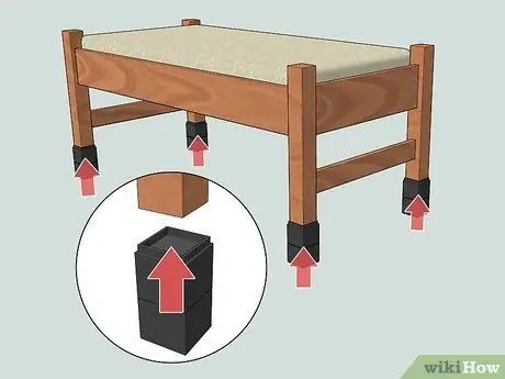 Поднять кровать в общежитии Шаг 19