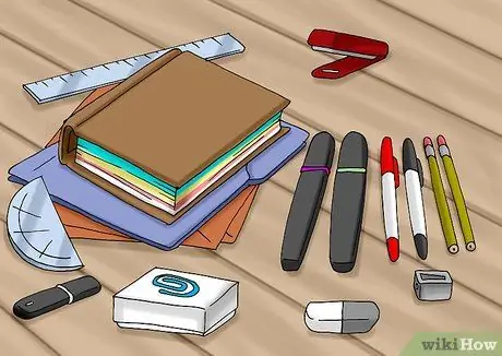 Заполните свою комнату в общежитии тем, что вам нужно, шаг 1