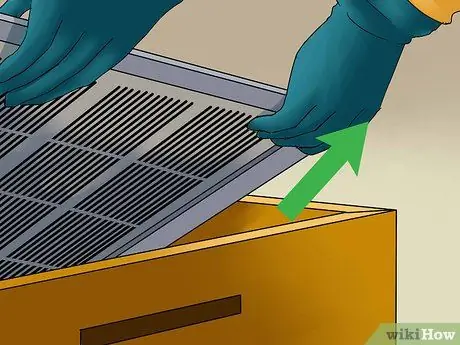 Подготовка пчелиных ульев к зиме, шаг 6