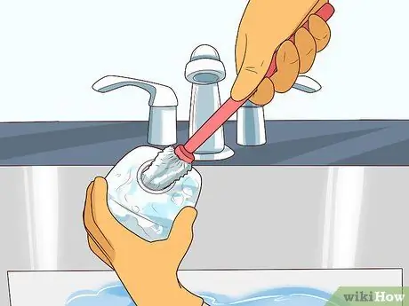 Кормление телят из бутылочки, шаг 2