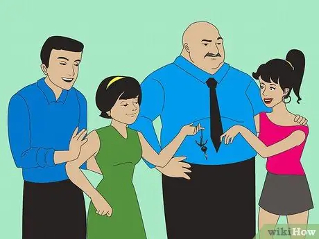 Убедите своего значимого друга купить лодку Шаг 3