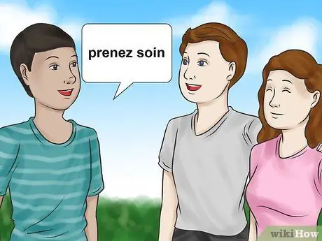 Скажите "Осторожно" по-французски. Шаг 2