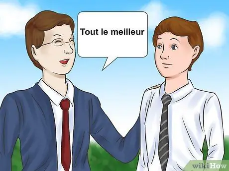 Скажите "Осторожно" по-французски. Шаг 8