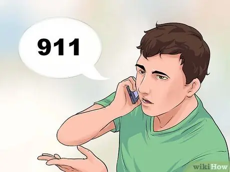 Прервите драку между двумя людьми Шаг 8