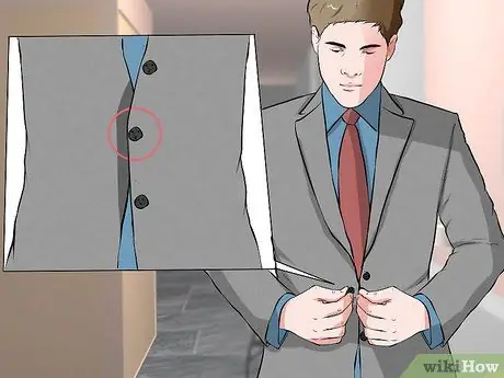 Застегнуть костюм Шаг 5