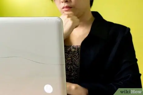 Разберитесь с боссом, который обвиняет вас в необходимости микроменеджмента. Шаг 1