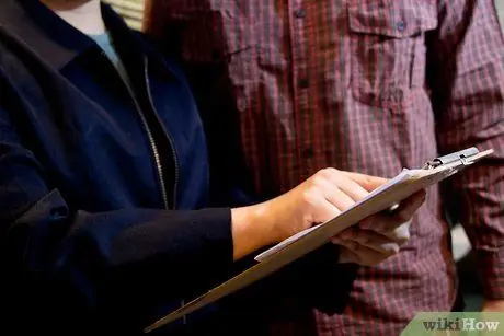 Разберитесь с боссом, который обвиняет вас в необходимости микроменеджмента Шаг 6