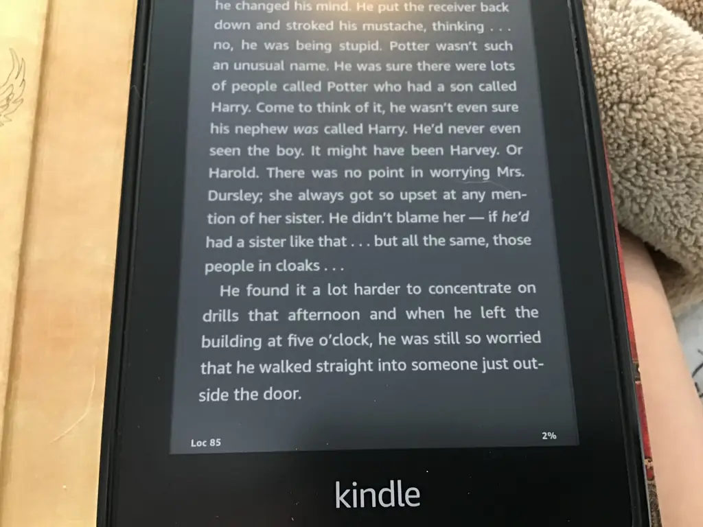 Как изменить размер и стиль шрифта на Kindle Paperwhite