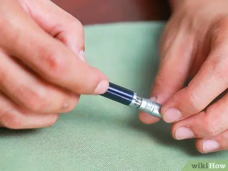 Очистка перьевой ручки, шаг 1