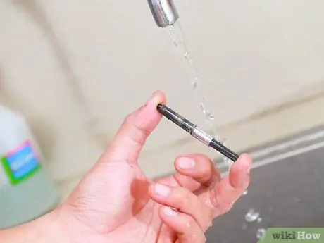 Очистка перьевой ручки Шаг 9