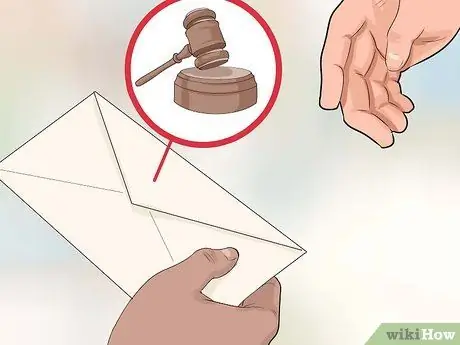 Уберите друга или родственника из дома Шаг 8