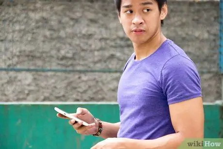 Избегайте нападения на улице Шаг 1