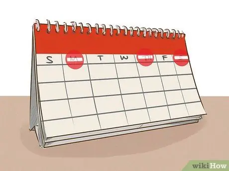 Заведите романтические отношения с кем-то, кто подвергся сексуальному насилию Шаг 14