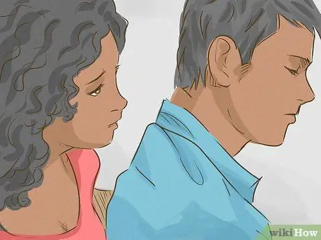 Заведите романтические отношения с кем-то, кто подвергся сексуальному насилию Шаг 2