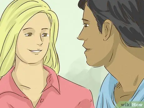 Заведите романтические отношения с кем-то, кто подвергся сексуальному насилию Шаг 7