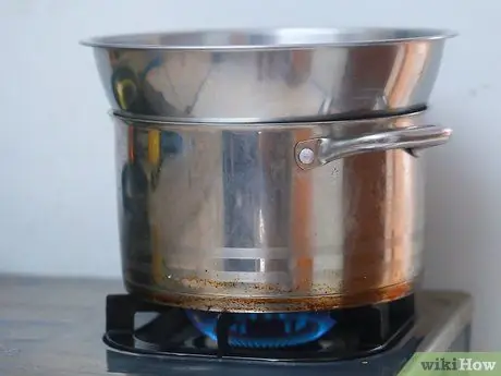 Сделать яйца Бенедикт Шаг 2