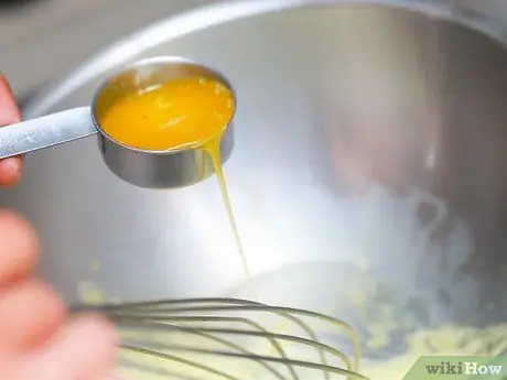 Сделать яйца Бенедикт Шаг 7