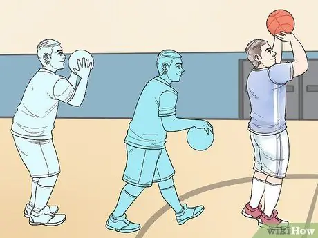 Сделать бросок в прыжке, шаг 13