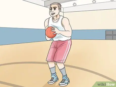 Сделать бросок в прыжке, шаг 2