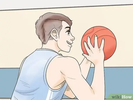 Сделать бросок в прыжке, шаг 3