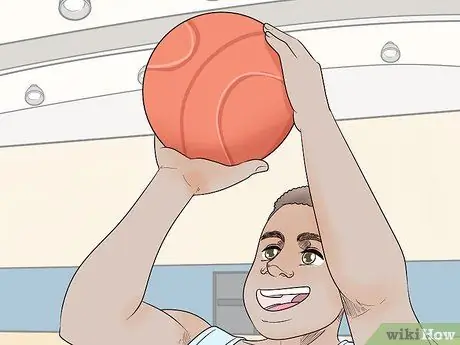 Сделать бросок в прыжке, шаг 5