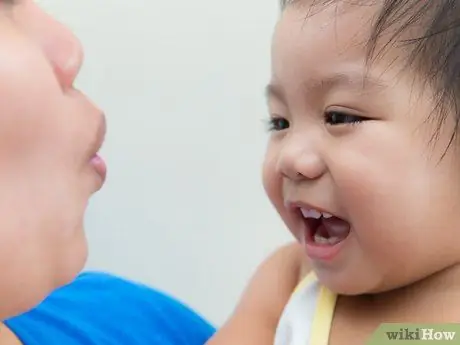 Научите ребенка сморкаться, шаг 1