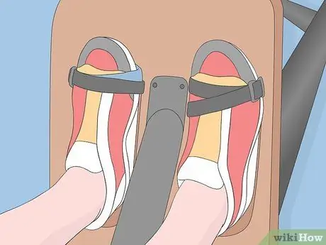 Гребля на гребном тренажере Шаг 2