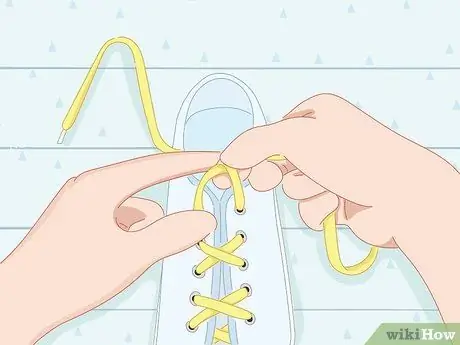 Научите детей завязывать обувь Шаг 13