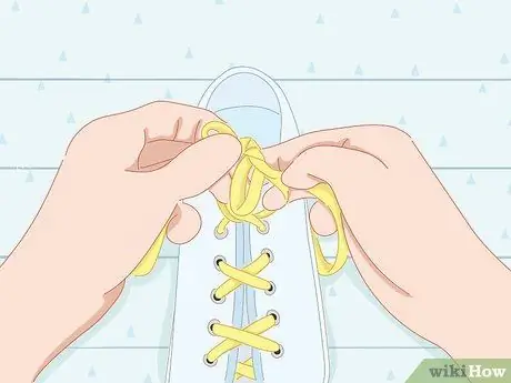 Научите детей завязывать обувь, шаг 16