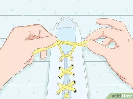 Научите детей завязывать обувь, шаг 17