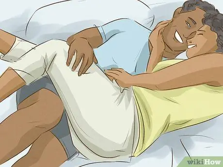 Обниматься шаг 13