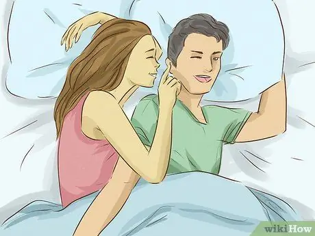 Обниматься шаг 15