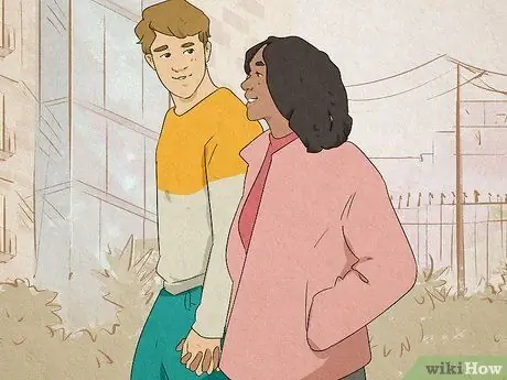 Узнай, думает ли о тебе парень Шаг 11