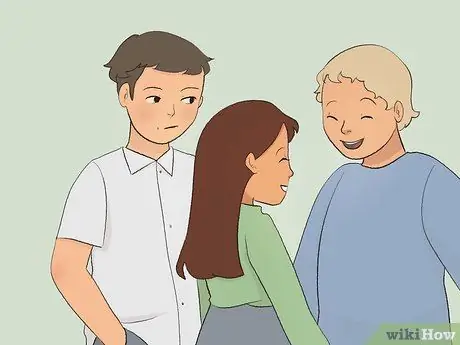 Узнай, влюблен ли в тебя мальчик Шаг 2