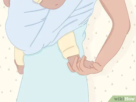 Неси малыша Шаг 10