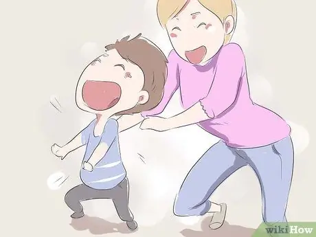 Научите своего малыша сидеть спокойно Шаг 10