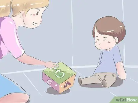 Научите своего малыша сидеть спокойно Шаг 4