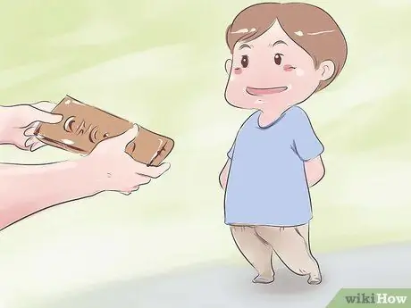 Научите своего малыша сидеть спокойно Шаг 7