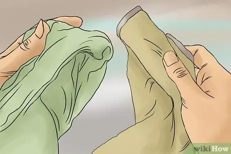 Не позволяйте малышам снимать одежду, шаг 3