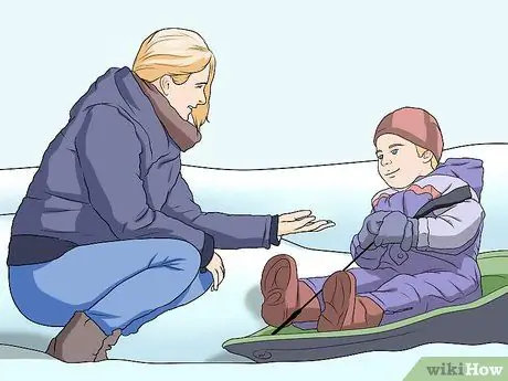 Заставьте вашего малыша носить обувь Шаг 7