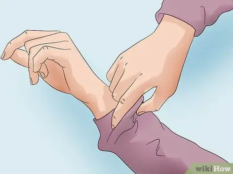 Избегайте укусов насекомых во время сна Шаг 15