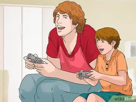 Находиться вместе с новыми сводными братьями и сестрами Шаг 8