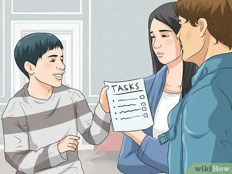 Оставайтесь дома во время семейных прогулок Шаг 9